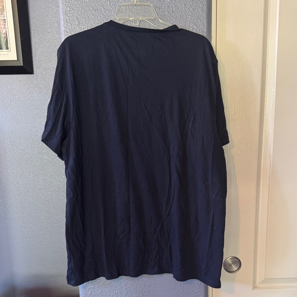 Old Navy Dark Blue Tee with Gold Graphic - Picture 4 of 4